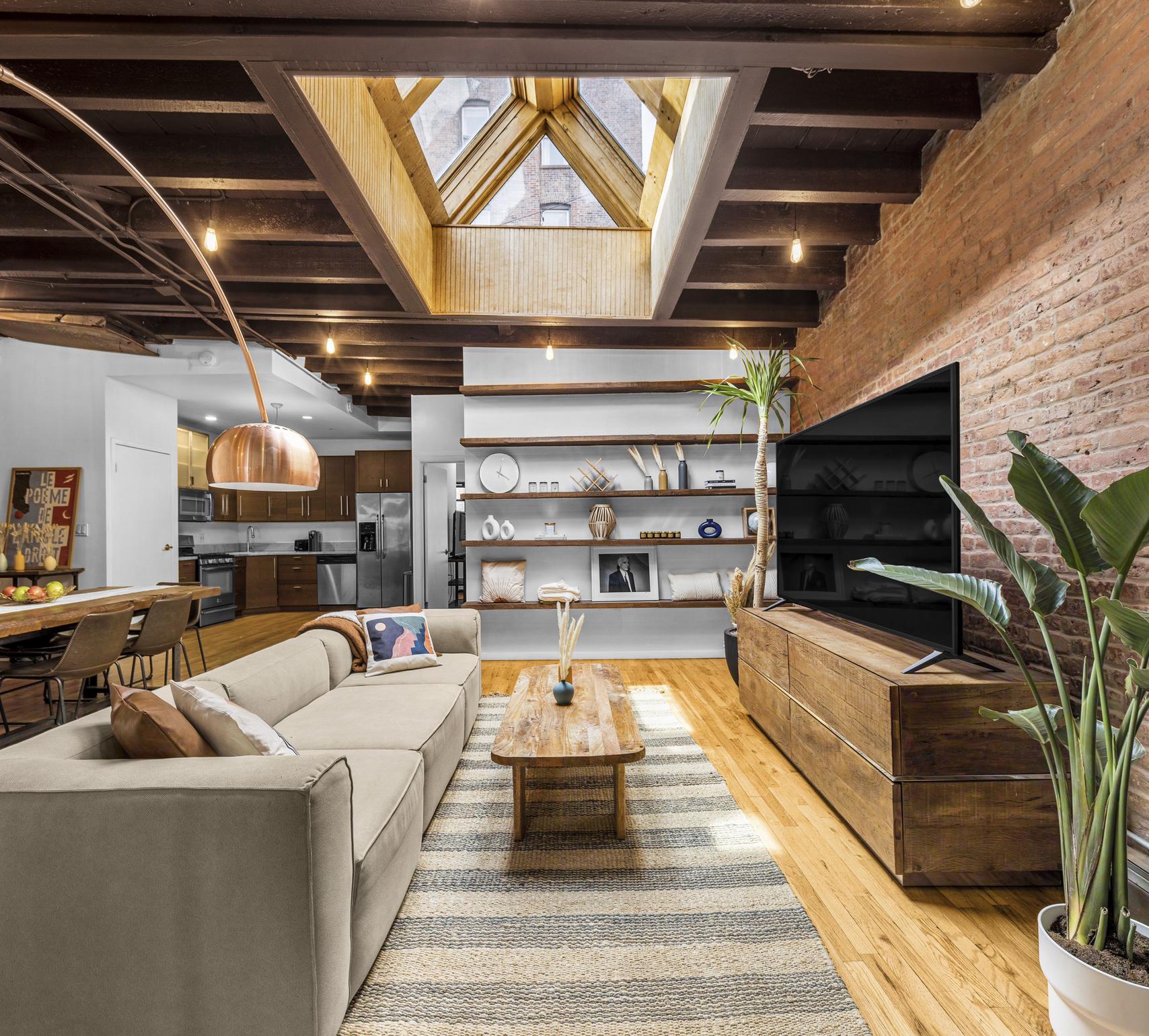 Bond Penthouse photo #2 by Haus