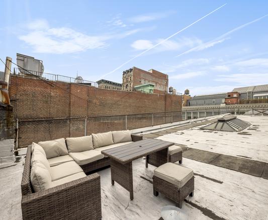 Spring Penthouse | 2BR with private roof Photo #5